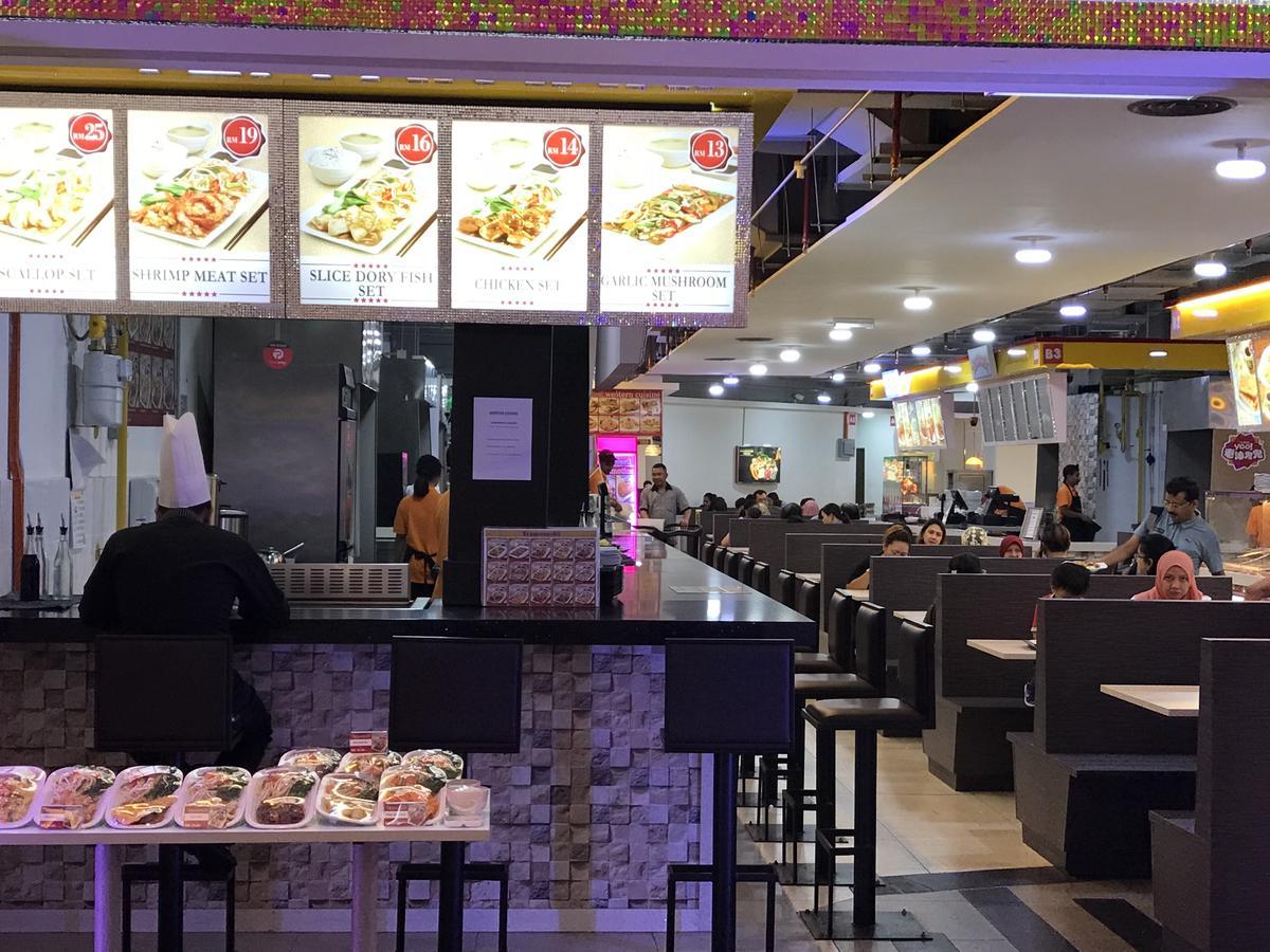 Queens Service Suites At Times Square Kl Kuala Lumpur Exterior photo